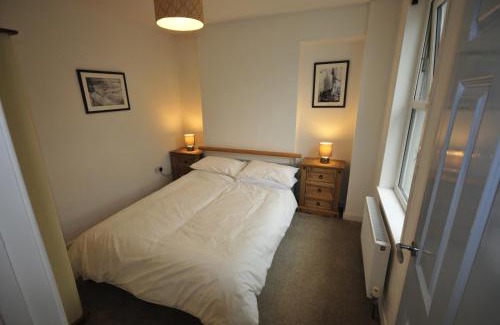 Porth Apartment | Surf View Apartment, Newquay
