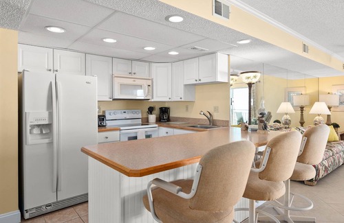 Midtown Ocean City Condo | Surfcaster 305 Ocean City - 2 br/2ba oceanfront with huge wraparound balcony.