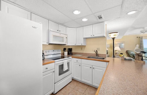 Midtown Ocean City Condo | Surfcaster 305 Ocean City - 2 br/2ba oceanfront with huge wraparound balcony.