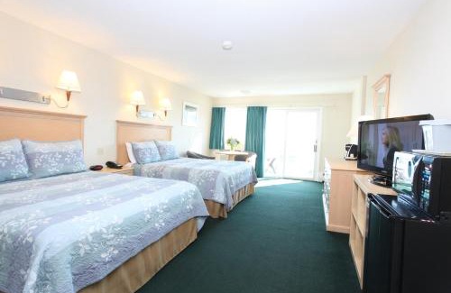 South Yarmouth Hotel | Surfcomber On The Ocean