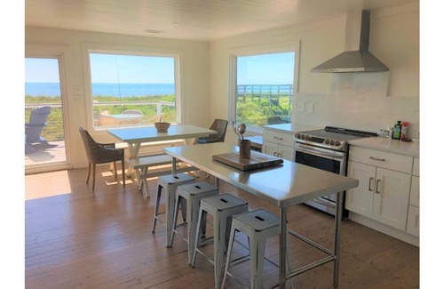 Folly Beach House | SurfShack OceanFront House@Folly Walk to Bars&Rest