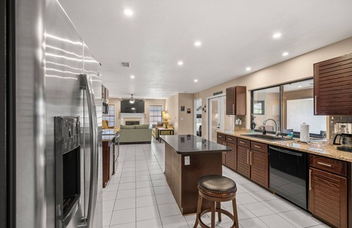 Apollo Beach House | Surfside Beach House | Pvt Pool, Grill, Office