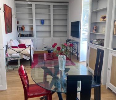 Beaulieu-sur-Mer Apartment | Surplombant le port de Beaulieu sur mer