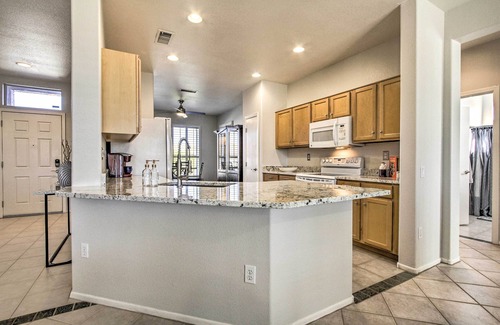Desert Breeze House | Surprise Home in 55 + Community w/Pool Access