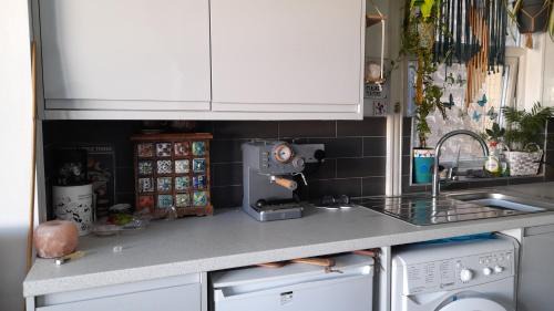 Swanage Apartment | Susies zen den by the sea