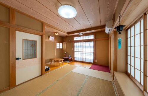 Katsushika House | SUZUNONE The only private lodging in Tokyo 2 min walk natural hot springs near BIG super market ASAKUSA AKIHABARA SKYTREE nearby Japanese TATAMI style