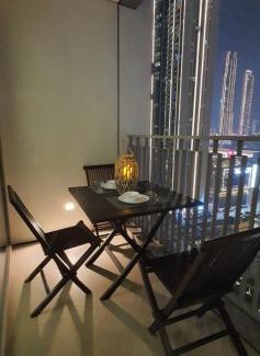 Za'abeel 2 Apartment | SVIZONA Premium 2BHK, Burj Khalifa View, Downtown Dubai