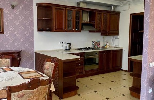 Prospekt Svobody Apartment | SVOBODY sq.