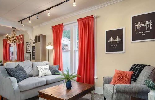 Beaverton House | SW Portland Estate with Incredible Patio 8 Miles to Downtown 1/2 mile to MAX One Block to Park