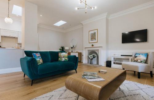 Richmond Apartment | SWALEDALE, OLD SCHOOL ROOMS - Luxury Apartment in Richmond, North Yorkshire