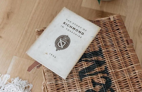 Richmond Apartment | SWALEDALE, OLD SCHOOL ROOMS - Luxury Apartment in Richmond, North Yorkshire
