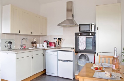 Winkhill Cottage | SWALLOW COTTAGE, pet friendly, character holiday cottage in Winkhill