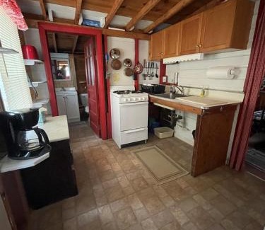 Sebago House | SWALLOW - LIMIT 4 cottage