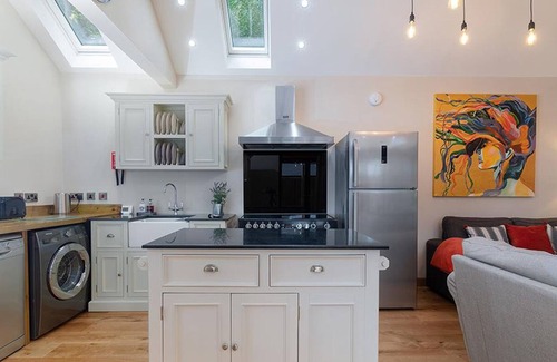 Holywell House | Swallows Nest - Two Bedroom House, Sleeps 4