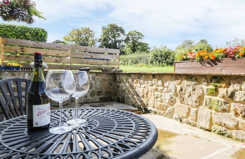 Fearby Cottage | Swan Cottage