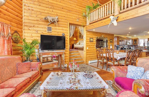 Swan Lake Cabin | Swan Lake Estate w/Sauna & Game Room!