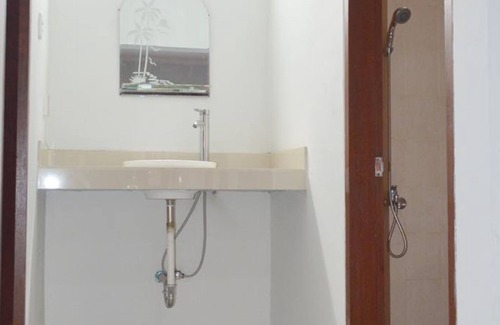 Kartika Plaza House | Swandewi Homestay