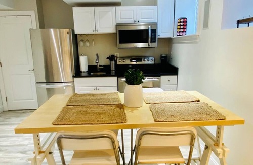 Neponset - Port Norfolk Apartment | Swanky 1 Bedroom unit nr. universities/hospitals/Restaurants/T/Downtown/Seaport