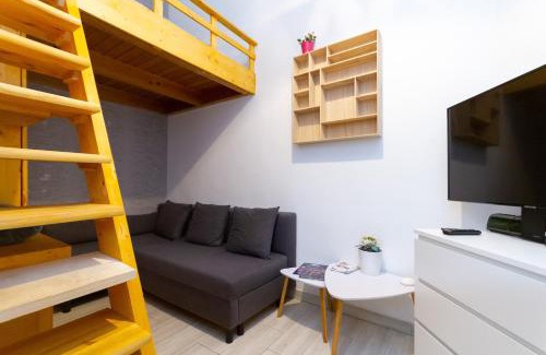 Belso-Ferencvaros Apartment | Swarz's Downtown Apartment by NW