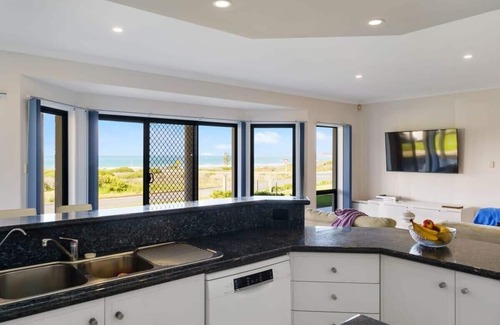 Middleton House | Sweeping Ocean Views -136 NewellPetsNegotiableWiFi