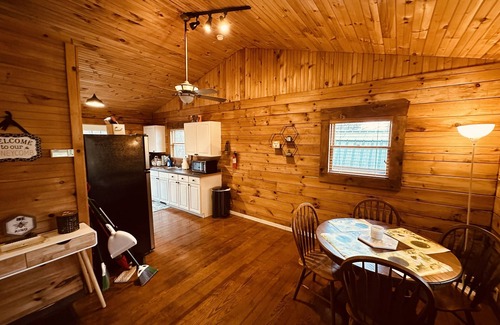 Canvas Cabin | Sweet as Honey - Log Cabin