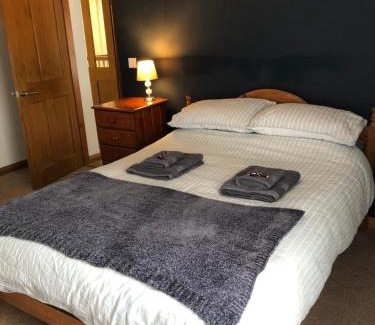 Stoke-on-Trent Apartment | Sweet Caroline at Longton. Great location for Stoke on Trent, The Potteries and Alton Towers.