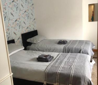 Stoke-on-Trent Apartment | Sweet Caroline at Longton. Great location for Stoke on Trent, The Potteries and Alton Towers.