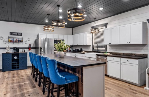 Gatlinburg Cabin | Sweet Escape By Ghosal Luxury Lodging