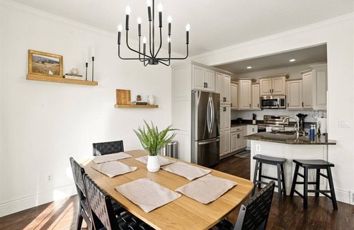 American Fork House | Sweet Haven AF! 30+ Day Stays! Pets Welcome!