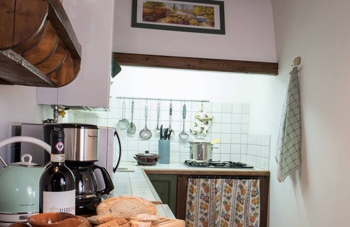 Colle di Val d'Elsa House | Sweet home, the home of the small village