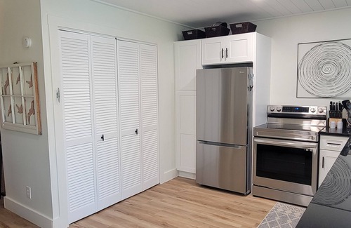 Gulf Shores Condo | "Sweet Reward"- Bring The Fur Baby! Location X3! Walk To Dining & Fun!