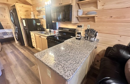 Union Mills Cabin | Sweet Thang-Hot Tub, Fireplace,Hiking,View,Near Asheville ,WiFi