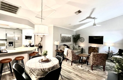 Biggar Condo | Sweet Tranquility! Enjoy this Sweet tranquil space near RSW! 90 day minimum stay