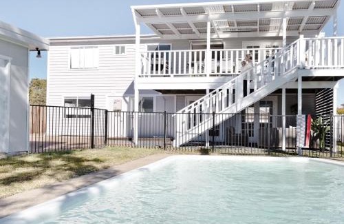 Culburra Beach House | Swell I Pet Friendly I 2 Mins Walk to Beach