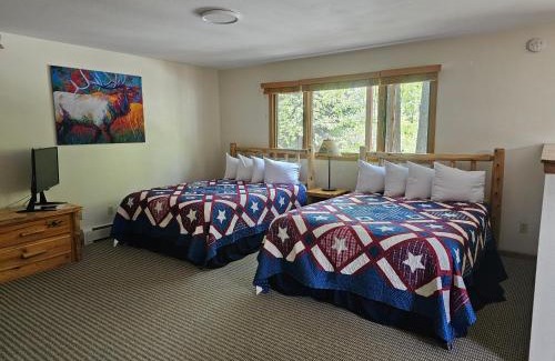 Estes Park Hotel | Swiftcurrent Lodge