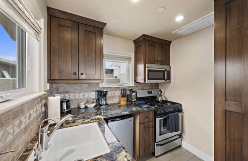 Laguna Beach Apartment | Swim, bike, relax, explore Laguna Beach 3 Villa D'Arte
