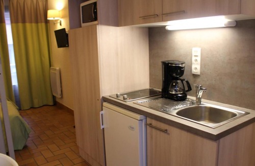 Evian-les-Bains Apartment | Swimming pool, sauna, terrace, balcony, tv, 52m², Thollon les Mémises