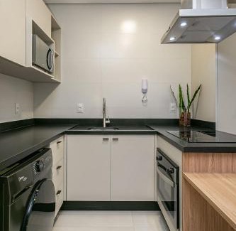 Santo Antonio de Lisboa Apartment | Swimming Pool with Sea View | WI-FI 400mb #SAL02