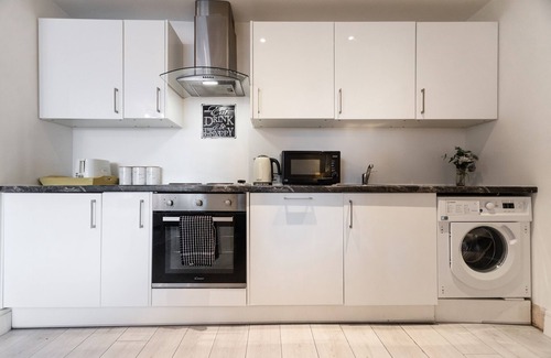 Swindon Apartment | Swindon's Hidden Gem