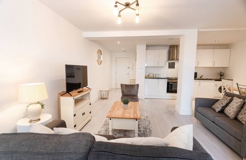 Swindon Apartment | Swindon's Hidden Gem