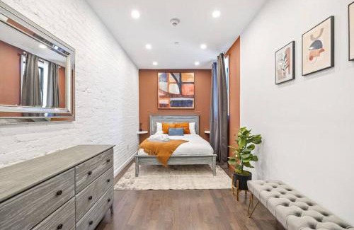 Harlem Apartment | SWJ 3rd - Sleeps 7,Close to LGA,Times Sq in 25 min