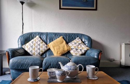Llanelltyd House | Swn y nant Barmouth road A496 Llanelltyd