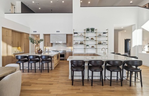 La Tierra Estates House | SWSS - NEW ELITE RETREAT: Premier Destination for Corporate and Wellness Stays