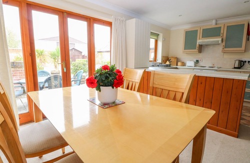 Wood Norton Cottage | Sycamore