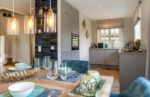 Tinnum House | Sylt is a valuable habitat and a soothing vacation spot, a paradisiacal realm of peace and tranquillity.