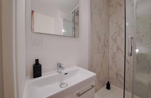 Jamin Apartment | Syracuse - Studio Lumineux