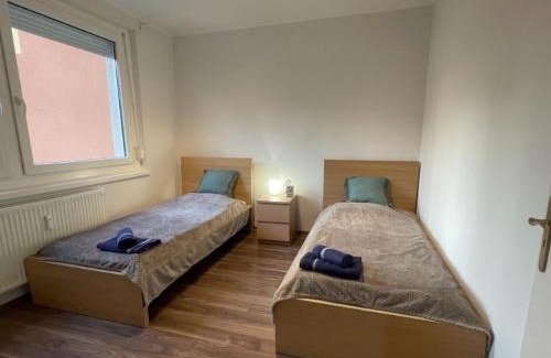 Gyor Apartment | Sz43 Apartman free Parking