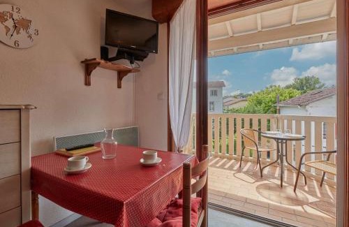 Barbotan-les-Thermes Apartment | T1 lumineux 2 pers avec balcon et Wifi, animaux ok - FR-1-841-38