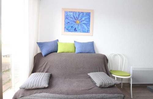 Balaruc-les-Bains Apartment | T1 Rénové près des Thermes, Parking Privé, Balaruc-les-Bains - FR-1-553-125