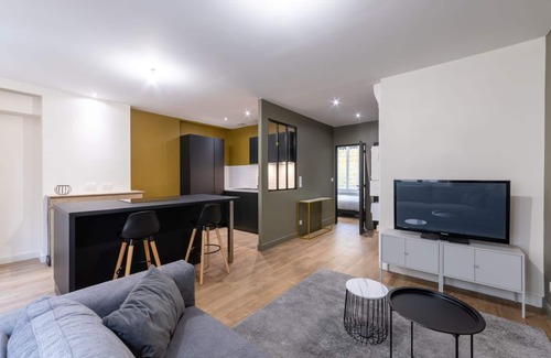 La Guillotiere Apartment | T2 43m2 New Lyon 3 Part Dieu very chic